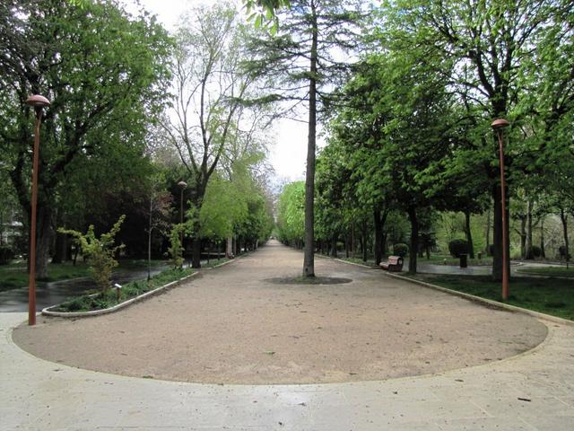 der sehr schöne und riesige Park El Parral. Burgos besitzt diverse schöne und sehr grosse Parks