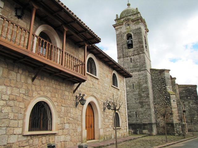 die schöne Kirche von Rabé de las Calzadas