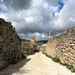kommt mit und tretet gemeinsam in das malerische Dörfchen Hontanas ein