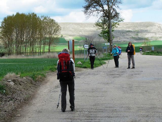 Mäusi verabschiedet sich von Matthias, Sonja und Elke. Wir treffen uns heute Abend zum Nachtessen