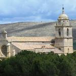 die Iglesia de Nuestra Señora del Manzano überragt alle Häuser von Castrojeriz