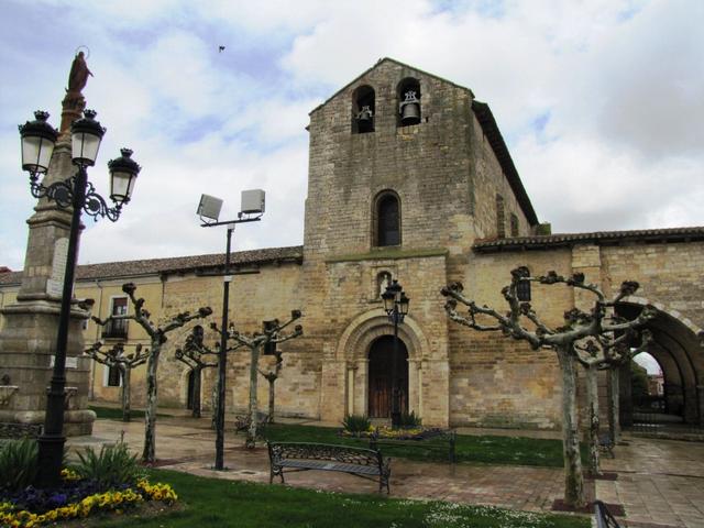 Blick zurück zur Iglesia de Santa Maria del Camino