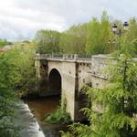 am Ende des Dorfes überschreiten wir den Río Carrión