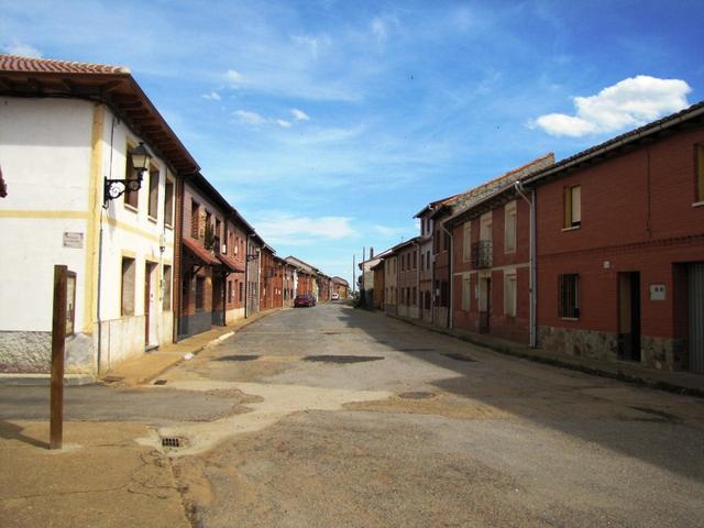 wir haben die "Western Stadt" El Burgo Ranero erreicht