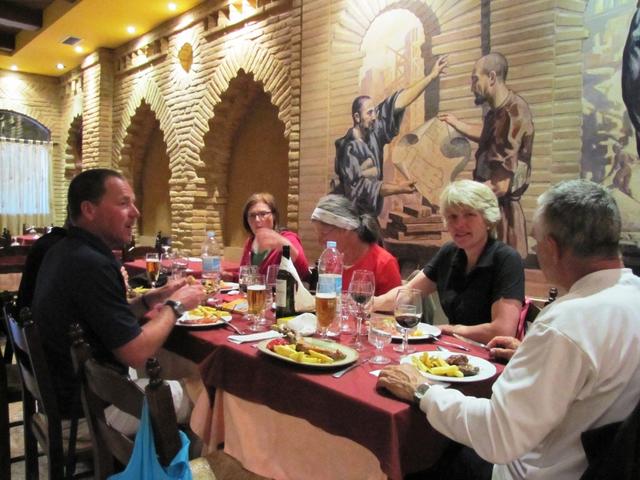 Erich&Hannelore, Theo, Sonja & Johann und wir beim Nachtessen in Sahagún
