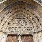 das schöne Eingangsportal der Kathedrale