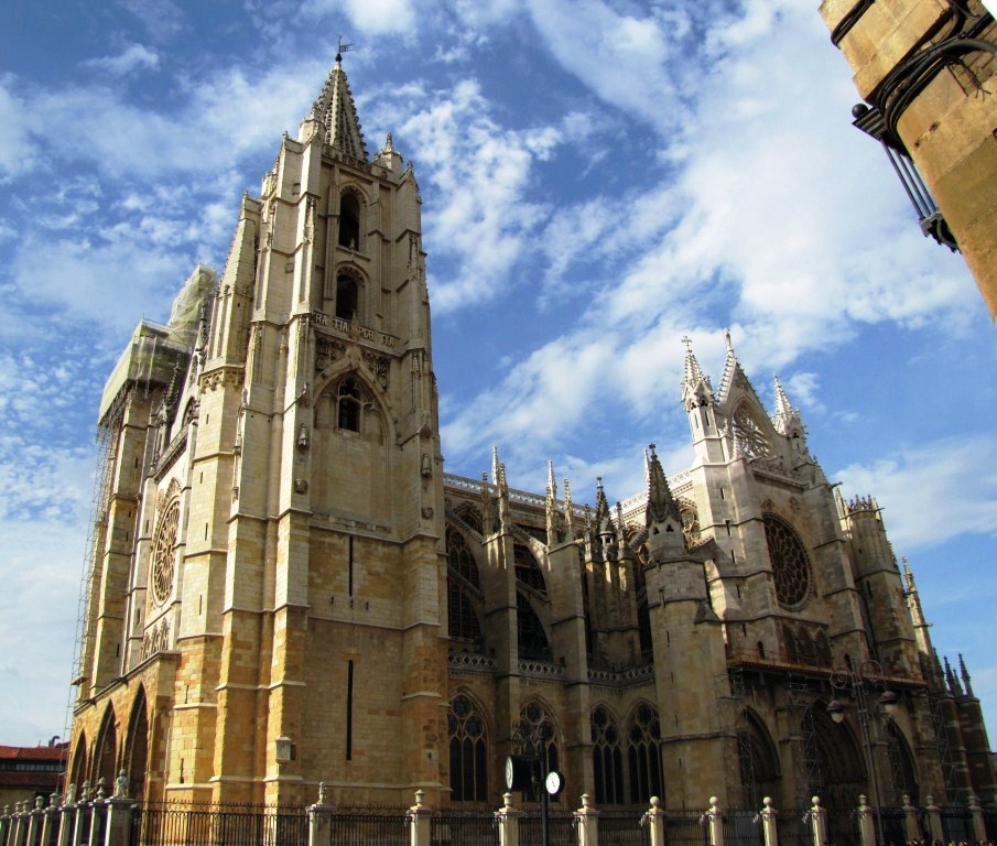 nochmals die schöne Kathedrale Santa María de la Regla 12.Jh.