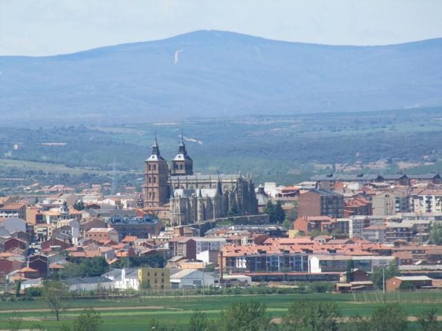 die Kathedrale de Santa María von Astorga herangezoomt