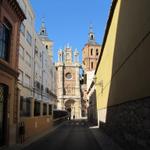 auf dem Weg zum dominantestem Gebäude von Astorga