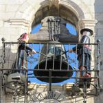 die Glocke auf dem Stadthaus etwas besonderes. Zwei Figuren in der lokalen Tracht, schlagen die Stunden