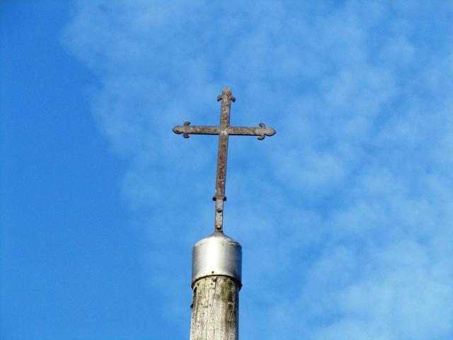 das bescheidene Kreuz. Das Original befindet sich in Astorga im Bischofspalast