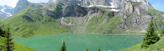 Breitbildfoto vom Bannalpsee