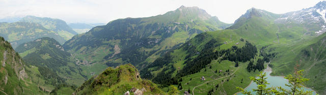 Breitbildfoto von der Aussichtskanzel