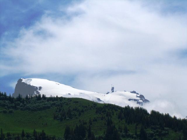 der Titlis mit Gletscher herangezoomt