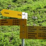 Wegweiser bei Spiggegrund 1195 m.ü.M. Hier hat man die Wahl, links oder rechts vom Spiggebach weiter zu wandern