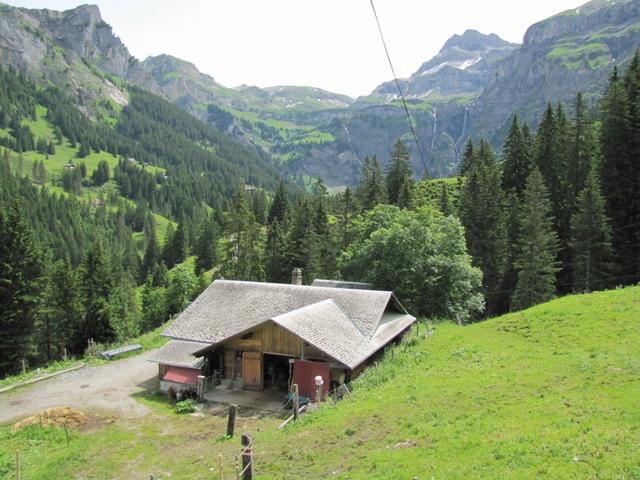 Blick zurück zum Bauernhof der Alp Schwand 1446 m.ü.M.