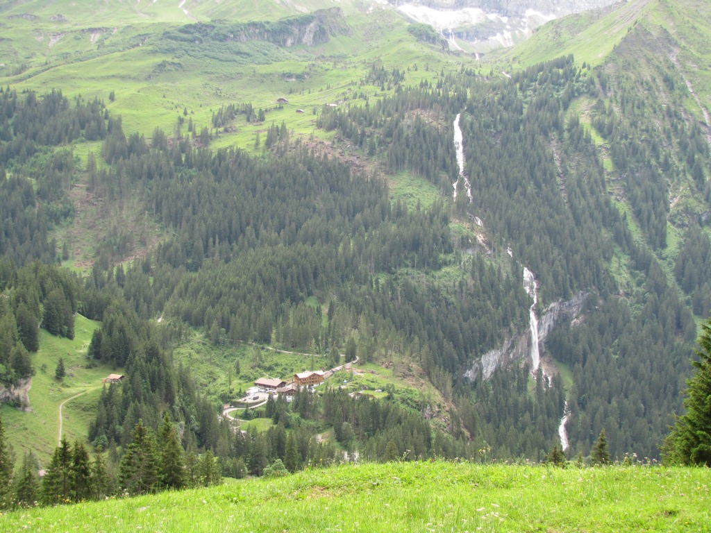 Blick auf die Griesalp mit Dündefall