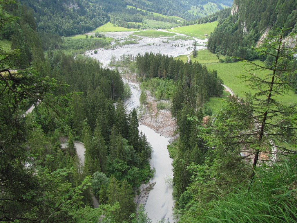 Blick in die Griesschlucht mit Dündebach