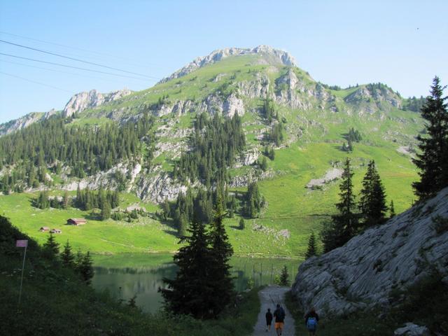 Blick auf den Hinterstockensee und auf das Stockhorn