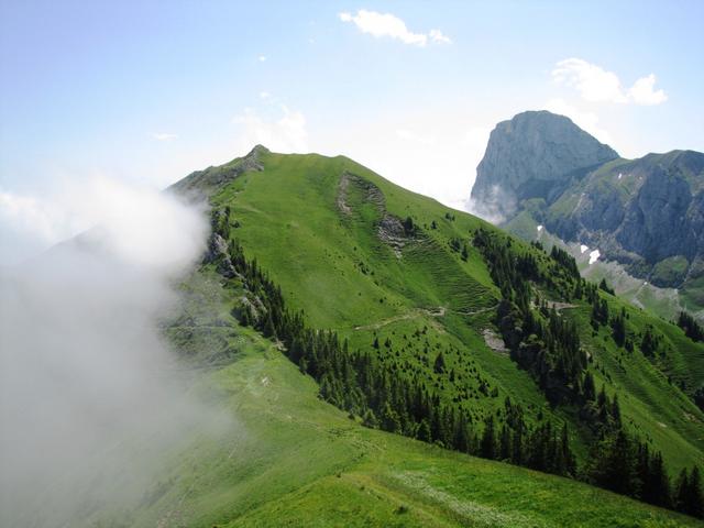 Blick zurück zum Walalpgrat und das Stockhorn