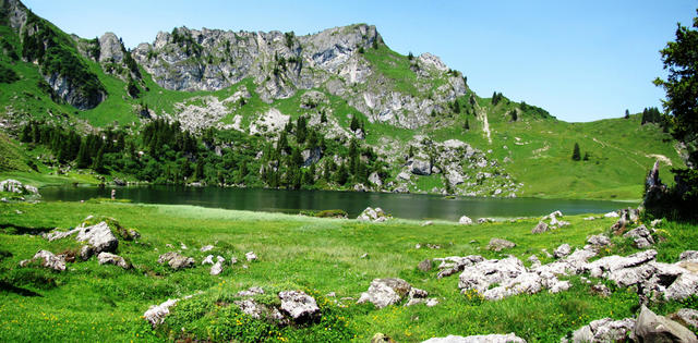 schönes Breitbildfoto vom Seebergsee