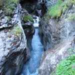 beim Ausgang der Rosenlaui Gletscherschlucht