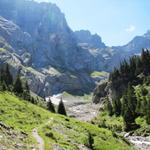 am Fusse vom grossem Engelhorn geht es in das kleine Gletschertal