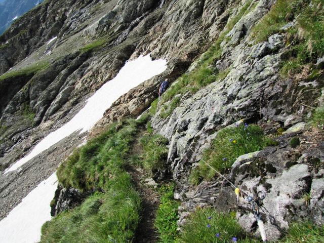 gesichert führt der Weg abwärts