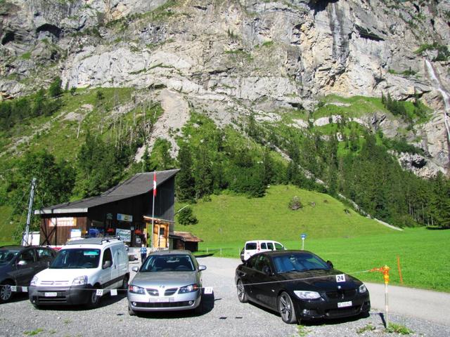 bei der Talstation der Luftseilbahn Kandersteg - Allmenalp