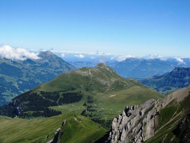 Blick zur Elsigenalp und dem Elsighore. Dort oben waren wir auch schon