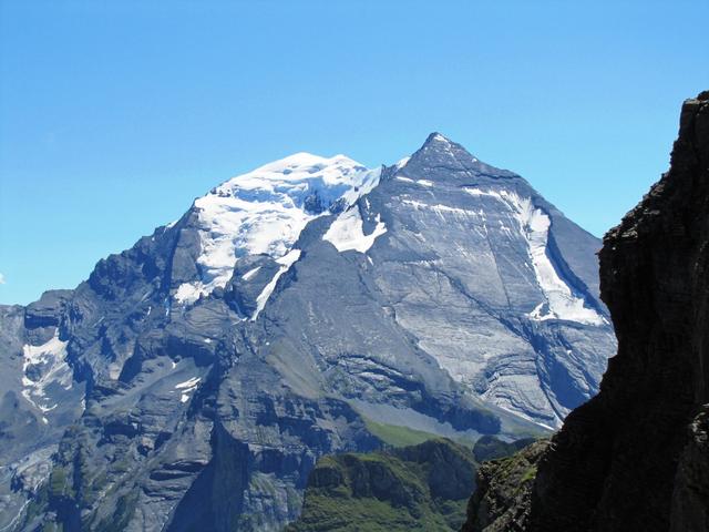 Blick auf den Altels und Balmhorn