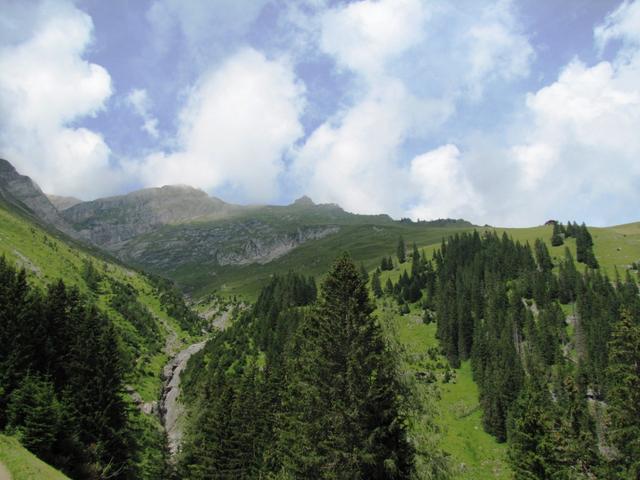 Blick hinauf zum Golitschepass