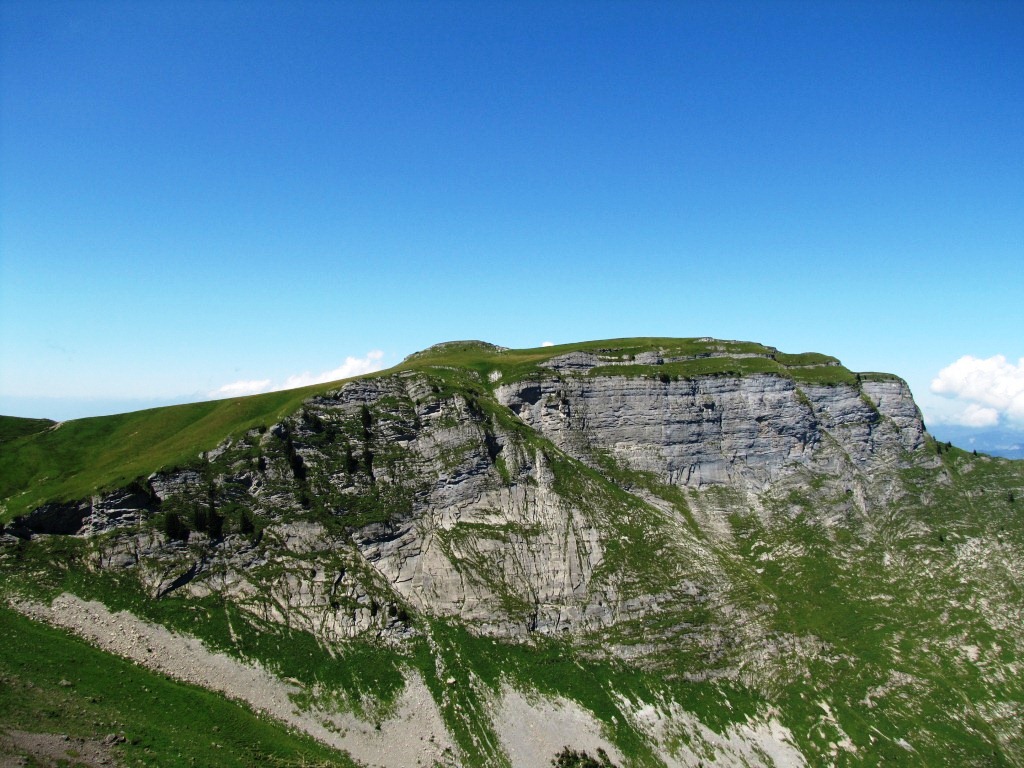 Blick zurück zum Bällehöchst. Ein traumhafter Berg mit einer einmaligen Aussicht