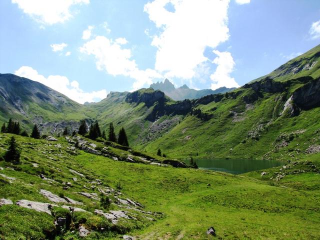 wir haben den schönen Sulsseewli in sehr schönen Umgebung erreicht