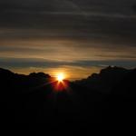 Sonnenaufgang bei der Lobhornhütte