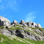 Blick zurück und hinauf zu den Lobhörner