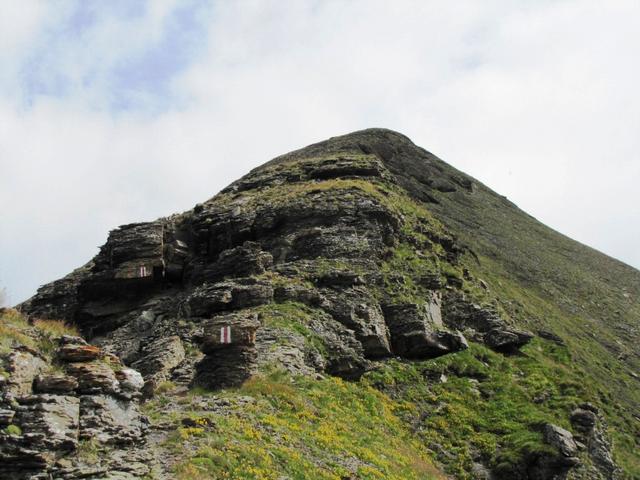 Blick hinauf zum Gratweg, der auf das Bietenhorn führt. Zuerst machen wir aber eine kurze Pause