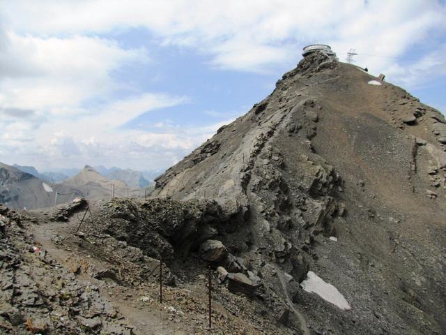 am Schluss der Wanderung noch ein Leckerbissen. Eine kleine Gratwanderung bis zum Schilthorn