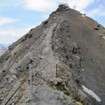 der Weg ist ausgesetzt aber gut gesichert. Vorsicht ist trotzdem angebracht. Punkt 2863 m.ü.M.