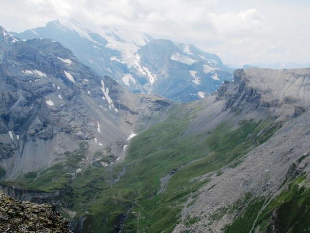 Blick hinüber zur Sefinenfurgge mit Bütlasse