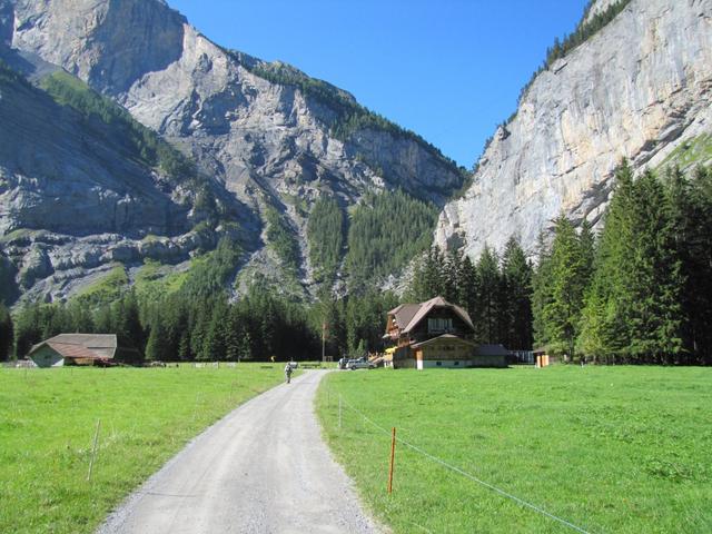 auf dem Weg zum Hotel Waldhaus