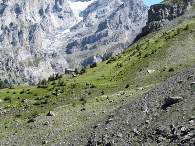 die Balmhornhütte direkt vor uns