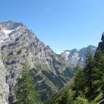 Blick zum Ende vom Gasterntal mit dem Kanderfirn