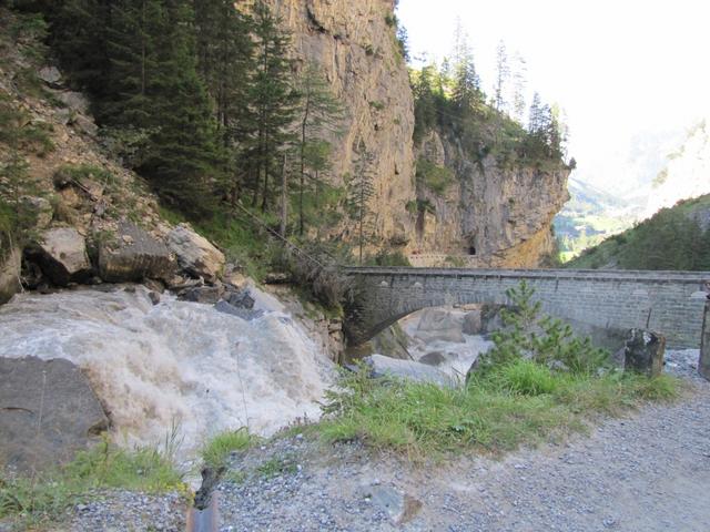 mit dem Auto fahren wir über die Klus nach Kandersteg zurück