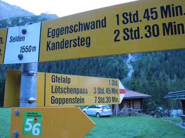 Wegweiser bei Selden 1550 m.ü.M. unsere heutige Wanderung führt uns über den Lötschenpass