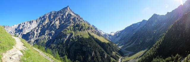 sehr schönes Breitbildfoto mit Doldenhorn, Gasterntal, Kander und Kanderfirn