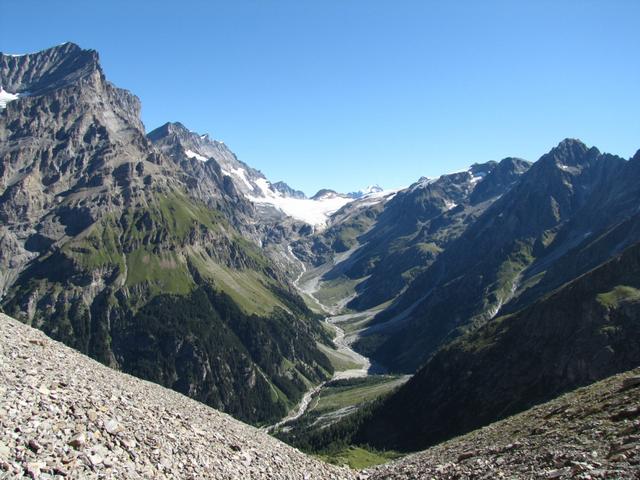 letzer Blick zum sehr schönen Gasterntal und Kanderfirn