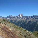 der mächtige Bietschhorn überragt alle anderen Berge