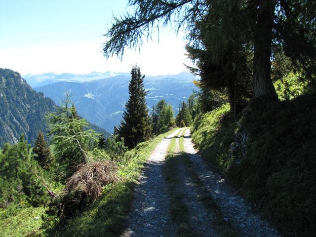 650 Höhenmeter sind von der Ringelspitzhütte zum Kunkelspass zu bewältigen