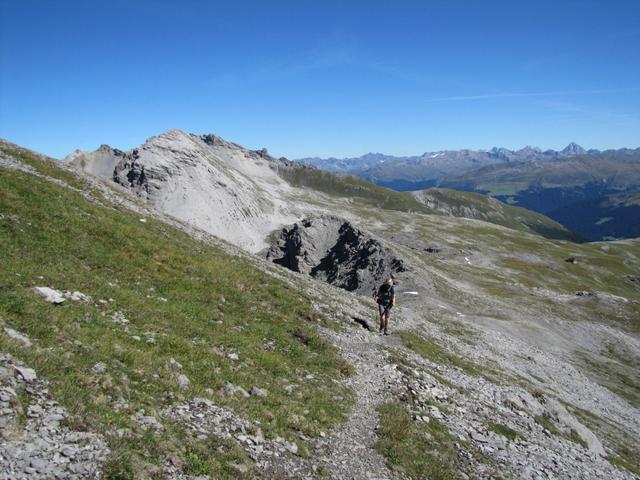 der Weg ist aber weiterhin gut sichtbar. Blick zurück zum Alteiner Fürggli